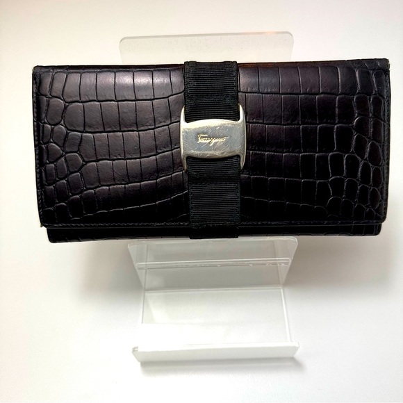 SALVATORE FERRAGAMO Wallet - Picture 1 of 9